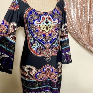 Black Boho Bailey Blue Paisley Open Back Long Sleeve Dress - EUC